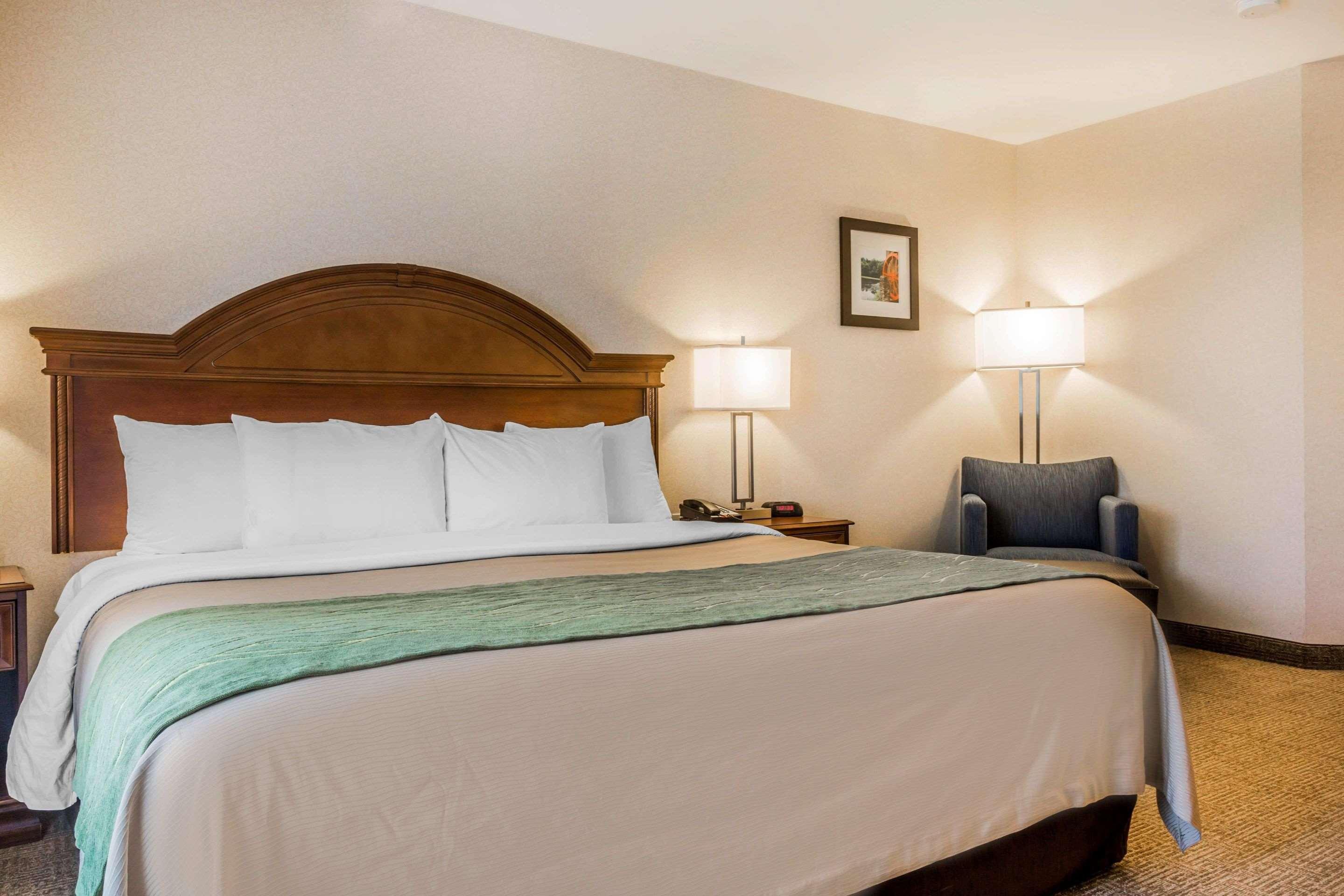 Comfort Inn & Suites Μπέρλινγκτον Εξωτερικό φωτογραφία