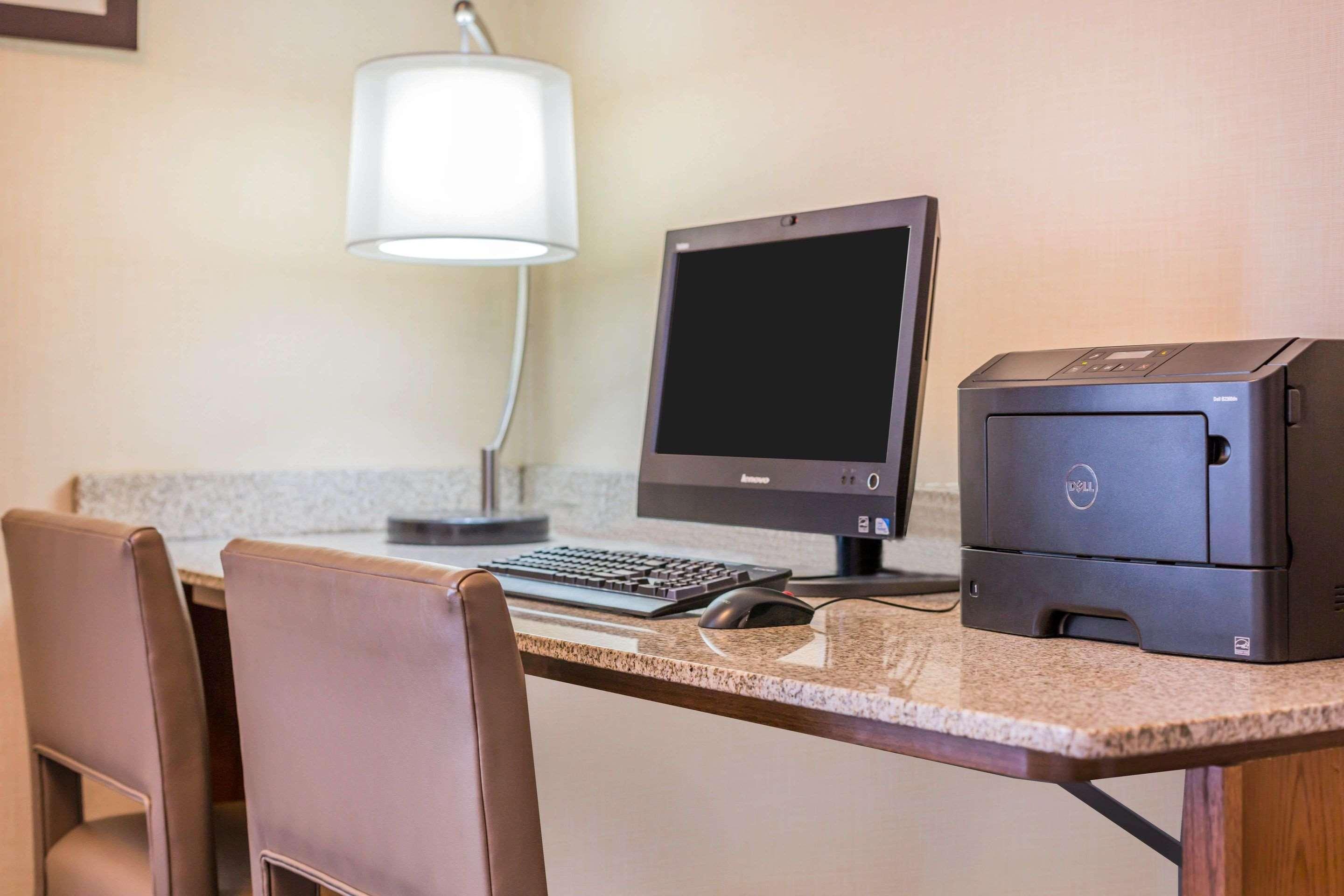 Comfort Inn & Suites Μπέρλινγκτον Εξωτερικό φωτογραφία