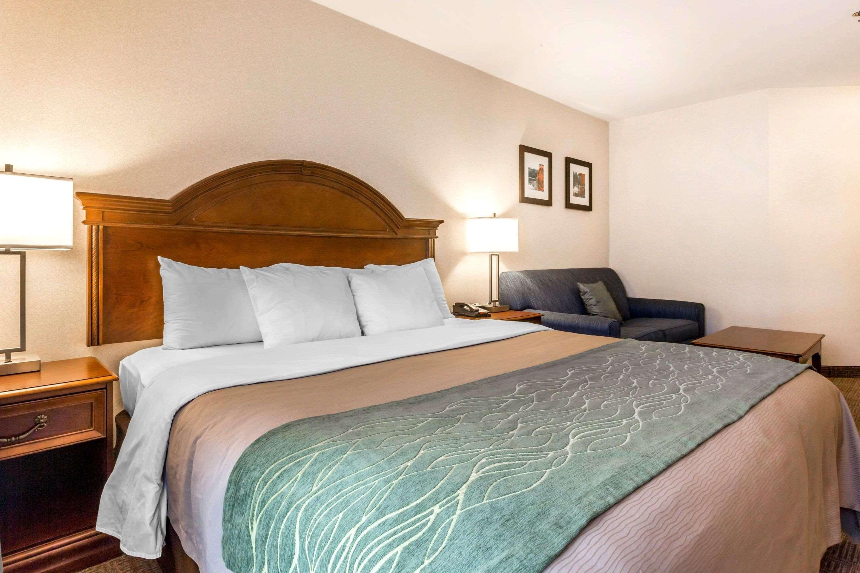 Comfort Inn & Suites Μπέρλινγκτον Εξωτερικό φωτογραφία