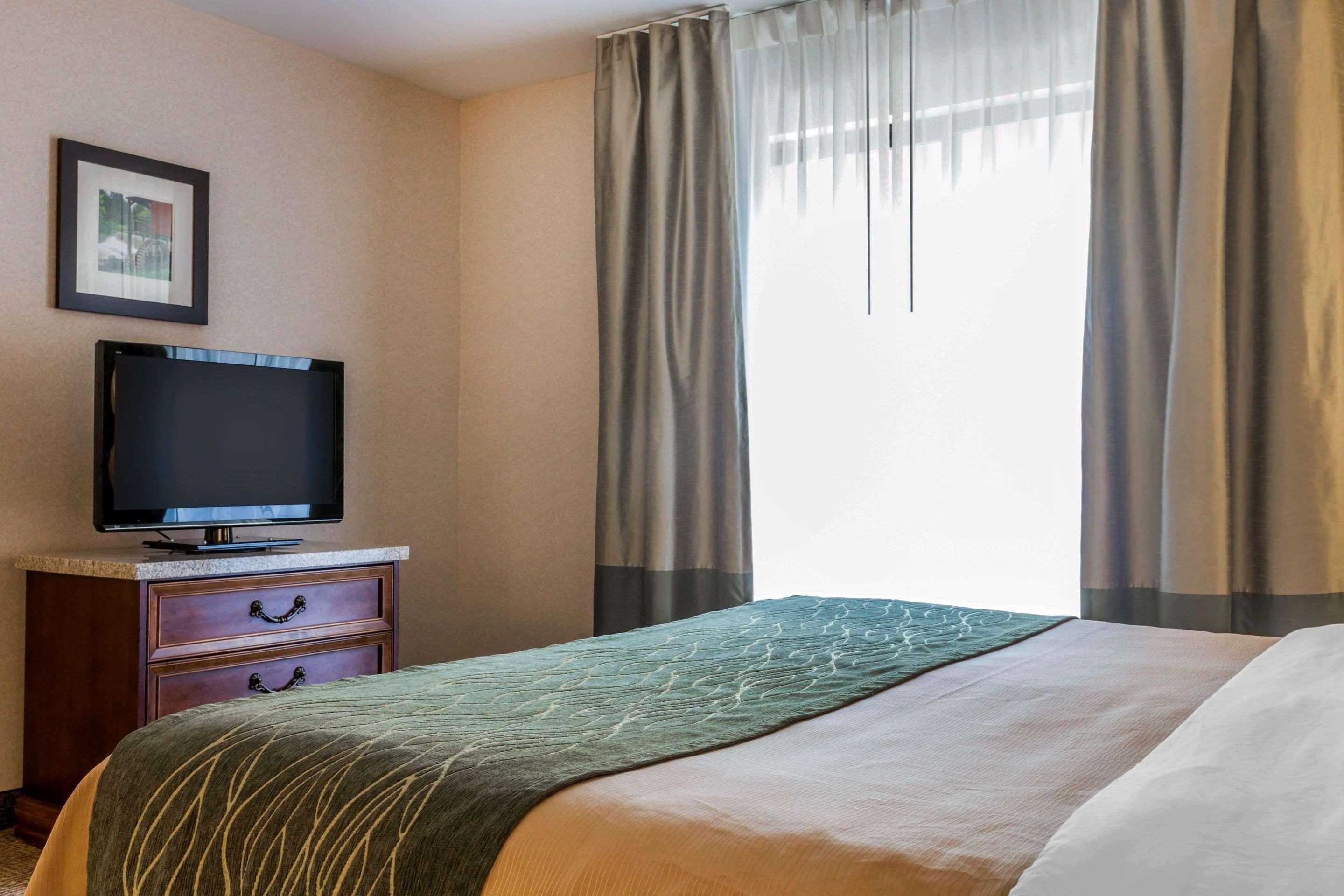 Comfort Inn & Suites Μπέρλινγκτον Εξωτερικό φωτογραφία