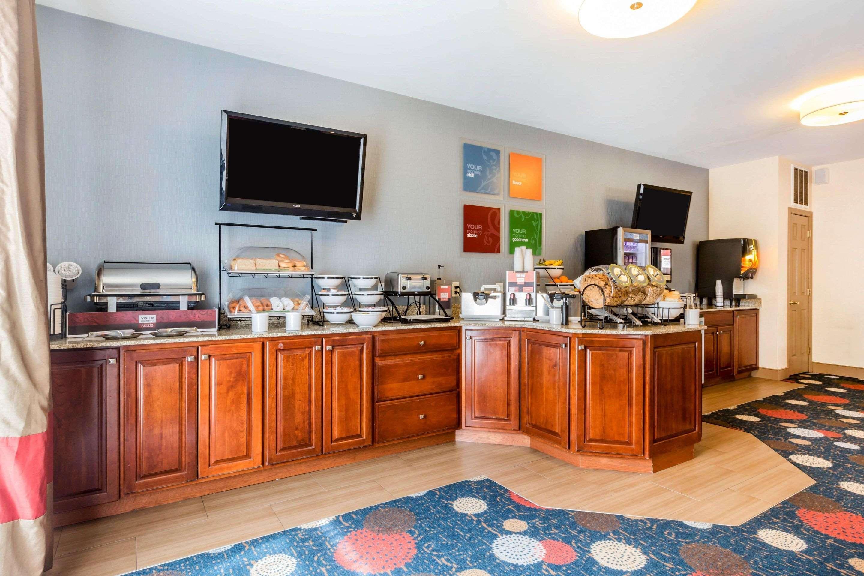 Comfort Inn & Suites Μπέρλινγκτον Εξωτερικό φωτογραφία
